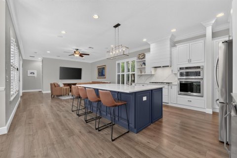 House in Jupiter, Florida 4 bedrooms, 296.54 sq.m. № 2392624 - photo 8