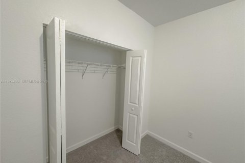 Купить виллу или дом в Майами, Флорида 5 спален, 277.5м2, № 2041334 - фото 17