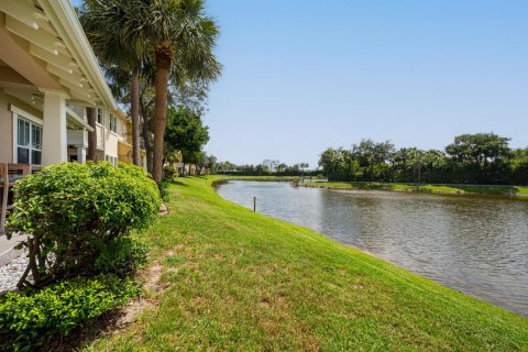Townhouse in West Palm Beach, Florida 3 bedrooms, 216.93 sq.m. № 2260913 - photo 26