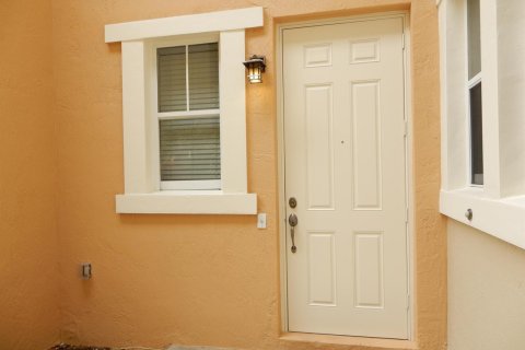 Townhouse in West Palm Beach, Florida 3 bedrooms, 216.93 sq.m. № 2260913 - photo 4