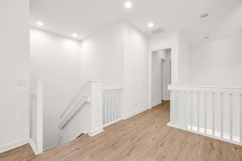 Townhouse in West Palm Beach, Florida 3 bedrooms, 216.93 sq.m. № 2260913 - photo 12