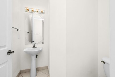 Townhouse in West Palm Beach, Florida 3 bedrooms, 216.93 sq.m. № 2260913 - photo 6