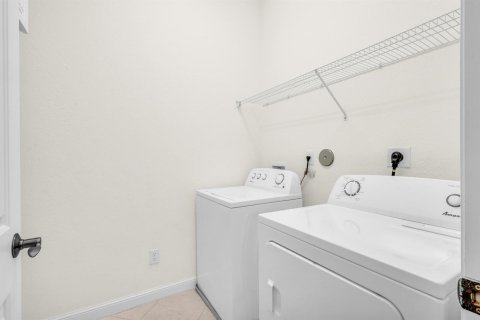 Townhouse in West Palm Beach, Florida 3 bedrooms, 216.93 sq.m. № 2260913 - photo 18