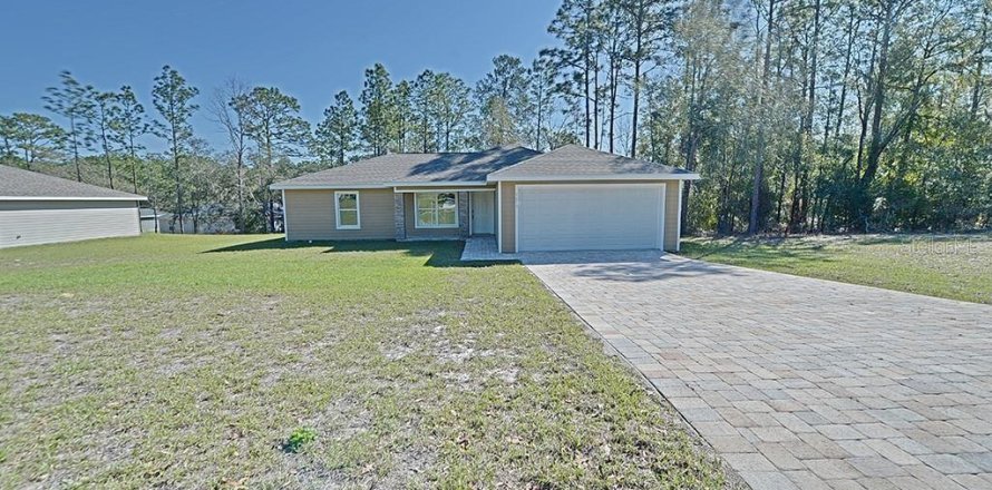 House in Citrus Springs, Florida 3 bedrooms, 129.69 sq.m. № 1562024
