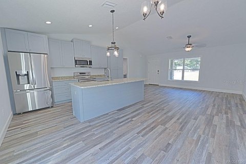 House in Citrus Springs, Florida 3 bedrooms, 129.69 sq.m. № 1562024 - photo 8