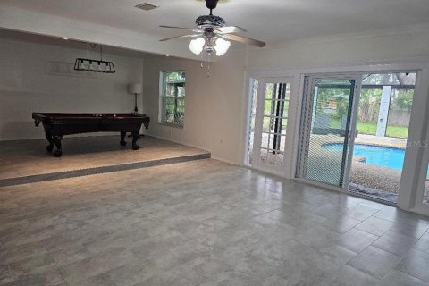 House in Port Richey, Florida 4 bedrooms, 216.56 sq.m. № 1688484 - photo 7