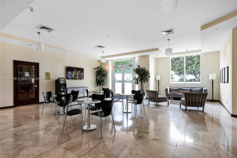 Copropriété à louer à Miami, Floride: 1 chambre, 78.97 m2 № 1923058 - photo 25