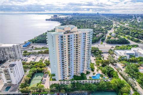 Condo in Miami, Florida, 1 bedroom  № 1923058 - photo 28