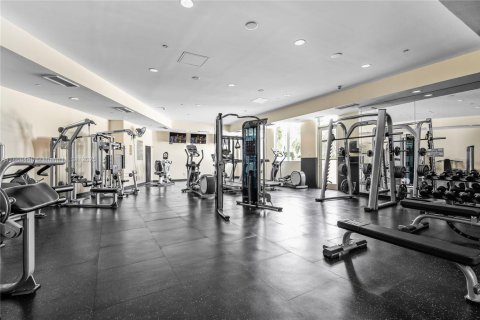Condo in Miami, Florida, 1 bedroom  № 1923058 - photo 23