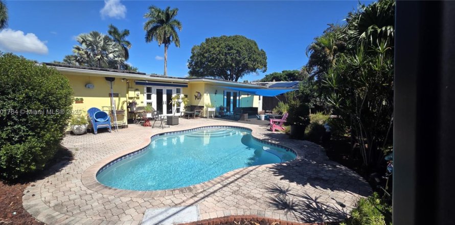 Villa ou maison à Wilton Manors, Floride 3 chambres, 154.78 m2 № 1953407