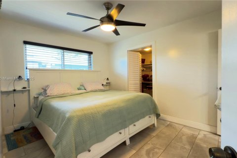 Casa en venta en Wilton Manors, Florida, 3 dormitorios, 154.78 m2 № 1953407 - foto 16