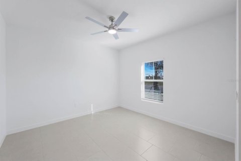 Villa ou maison à louer à Alva, Floride: 4 chambres, 196.21 m2 № 2419196 - photo 24