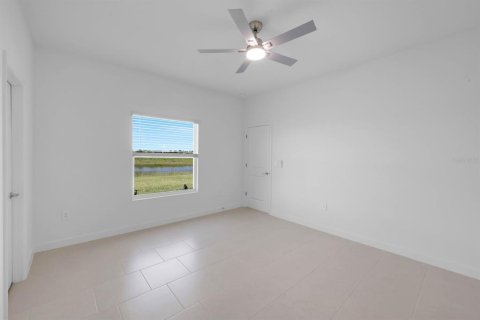 Villa ou maison à louer à Alva, Floride: 4 chambres, 196.21 m2 № 2419196 - photo 23
