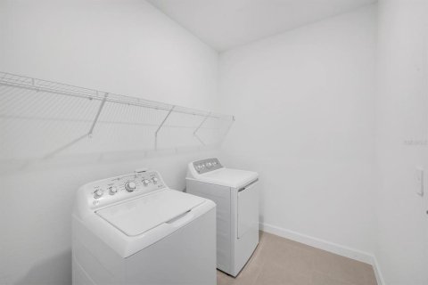 Villa ou maison à louer à Alva, Floride: 4 chambres, 196.21 m2 № 2419196 - photo 26