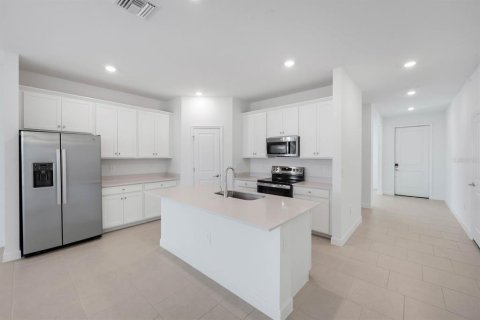 Villa ou maison à louer à Alva, Floride: 4 chambres, 196.21 m2 № 2419196 - photo 7
