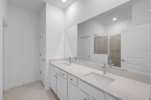Villa ou maison à louer à Alva, Floride: 4 chambres, 196.21 m2 № 2419196 - photo 17