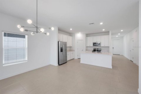 Villa ou maison à louer à Alva, Floride: 4 chambres, 196.21 m2 № 2419196 - photo 6