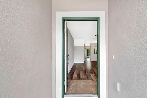 Touwnhouse à louer à Spring Hill, Floride: 3 chambres, 129.13 m2 № 2410349 - photo 2