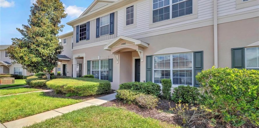 Touwnhouse à Spring Hill, Floride 3 chambres, 129.13 m2 № 2410349