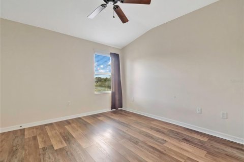 Touwnhouse à louer à Spring Hill, Floride: 3 chambres, 129.13 m2 № 2410349 - photo 22