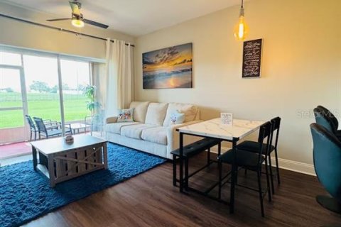 Touwnhouse à louer à Davenport, Floride: 2 chambres, 91.79 m2 № 2195445 - photo 3