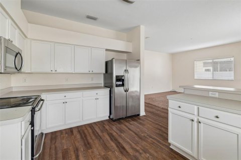 House in Valrico, Florida 4 bedrooms, 306.11 sq.m. № 2151926 - photo 21