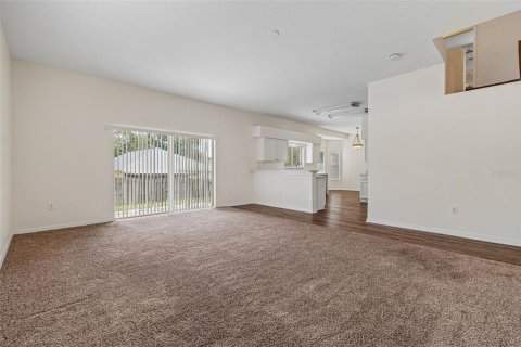 House in Valrico, Florida 4 bedrooms, 306.11 sq.m. № 2151926 - photo 17