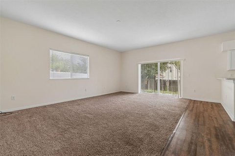 House in Valrico, Florida 4 bedrooms, 306.11 sq.m. № 2151926 - photo 15
