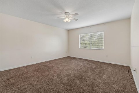 House in Valrico, Florida 4 bedrooms, 306.11 sq.m. № 2151926 - photo 28