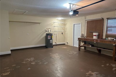 Casa en alquiler en Brandon, Florida, 3 dormitorios, 138.89 m2 № 1877082 - foto 15