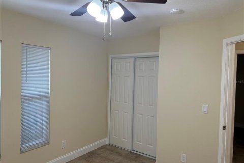 Casa en alquiler en Brandon, Florida, 3 dormitorios, 138.89 m2 № 1877082 - foto 11