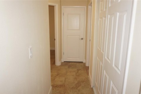 Casa en alquiler en Brandon, Florida, 3 dormitorios, 138.89 m2 № 1877082 - foto 6