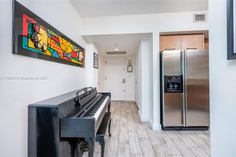 Condominio en venta en Miami, Florida, 2 dormitorios, 106.84 m2 № 1863123 - foto 6