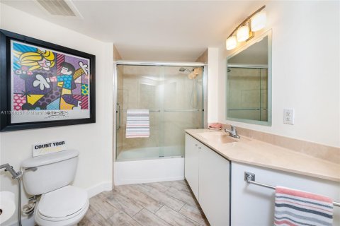 Condominio en venta en Miami, Florida, 2 dormitorios, 106.84 m2 № 1863123 - foto 14