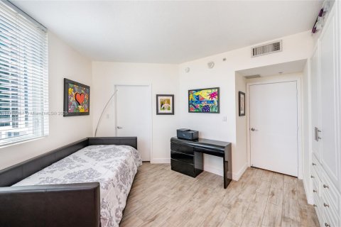 Condominio en venta en Miami, Florida, 2 dormitorios, 106.84 m2 № 1863123 - foto 13