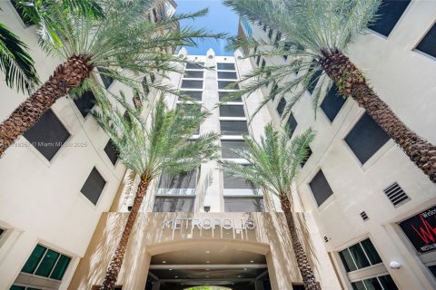 Condominio en venta en Miami, Florida, 2 dormitorios, 106.84 m2 № 1863123 - foto 28