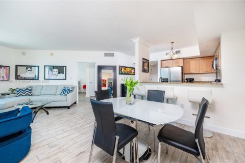 Condominio en venta en Miami, Florida, 2 dormitorios, 106.84 m2 № 1863123 - foto 8