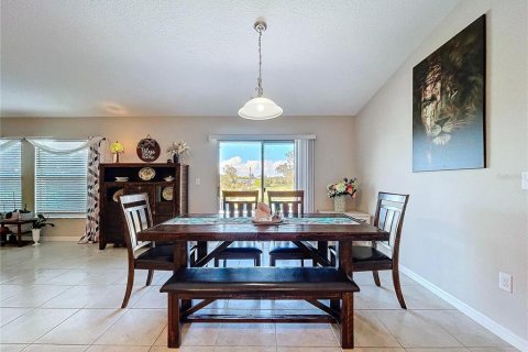 House in Ruskin, Florida 4 bedrooms, 237.55 sq.m. № 2119838 - photo 7