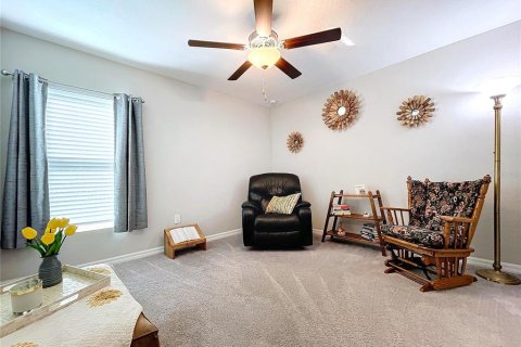 House in Ruskin, Florida 4 bedrooms, 237.55 sq.m. № 2119838 - photo 12