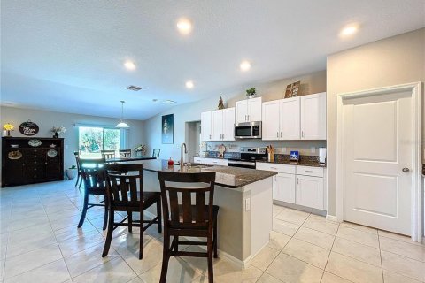 House in Ruskin, Florida 4 bedrooms, 237.55 sq.m. № 2119838 - photo 8