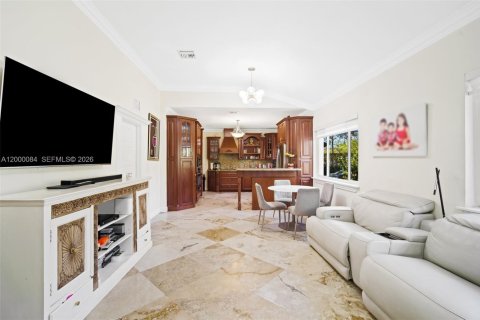 Casa en venta en Coral Gables, Florida, 3 dormitorios, 154.78 m2 № 2067037 - foto 9