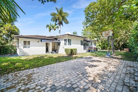 Casa en venta en Coral Gables, Florida, 3 dormitorios, 154.78 m2 № 2067037 - foto 17