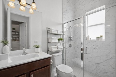 House in Miami, Florida 3 bedrooms № 2046677 - photo 23