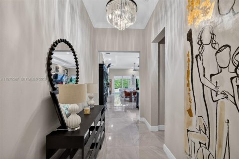 House in Miami, Florida 3 bedrooms № 2046677 - photo 4