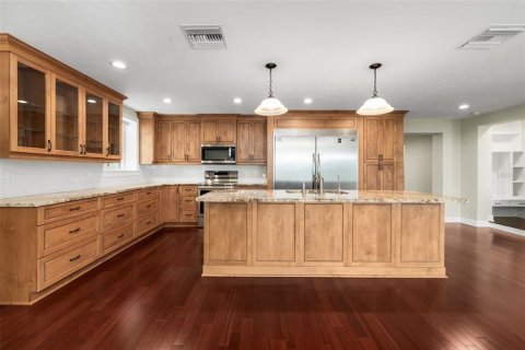 House in Melrose, Florida 3 bedrooms, 324.23 sq.m. № 2119231 - photo 7