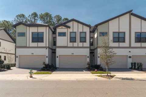Townhouse in Orlando, Florida 5 bedrooms, 178.19 sq.m. № 2098008