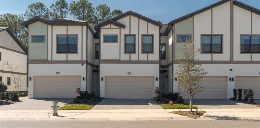Townhouse in Orlando, Florida 5 bedrooms, 178.19 sq.m. № 2098008