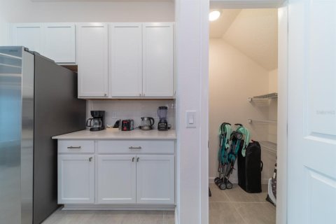 Townhouse in Orlando, Florida 5 bedrooms, 178.19 sq.m. № 2098008 - photo 13
