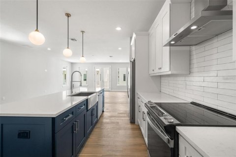 Adosado en alquiler en Tampa, Florida, 3 dormitorios, 198.53 m2 № 1808300 - foto 17