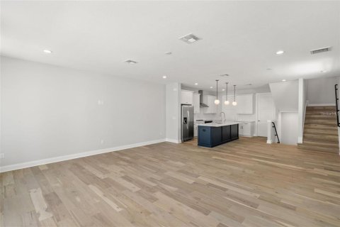 Adosado en alquiler en Tampa, Florida, 3 dormitorios, 198.53 m2 № 1808300 - foto 24